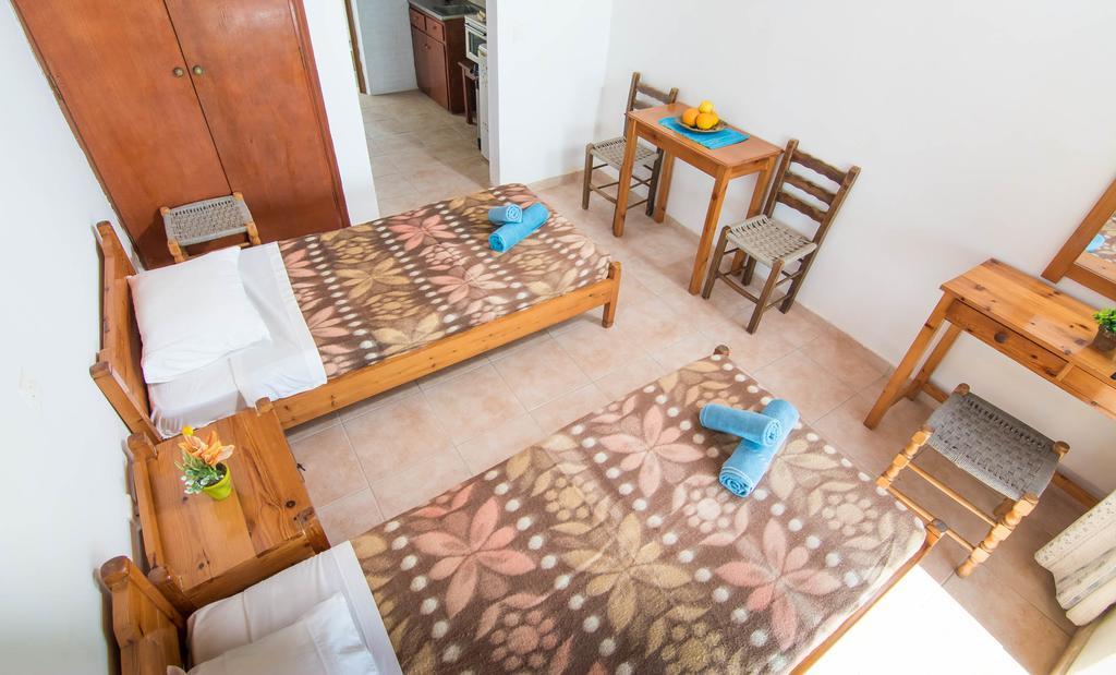 Spiti Kritikos Apartment เวนิทเซส ภายนอก รูปภาพ