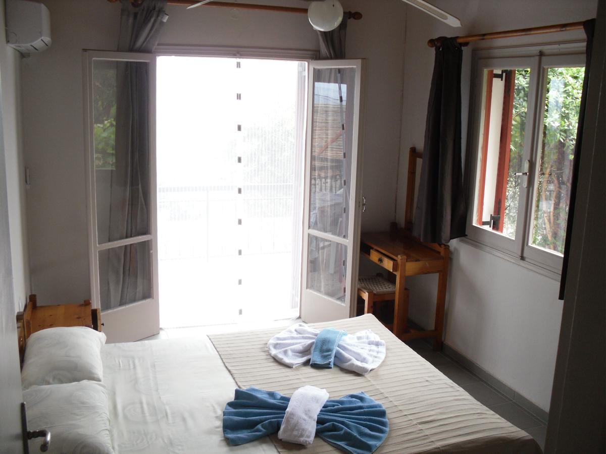 Spiti Kritikos Apartment เวนิทเซส ภายนอก รูปภาพ